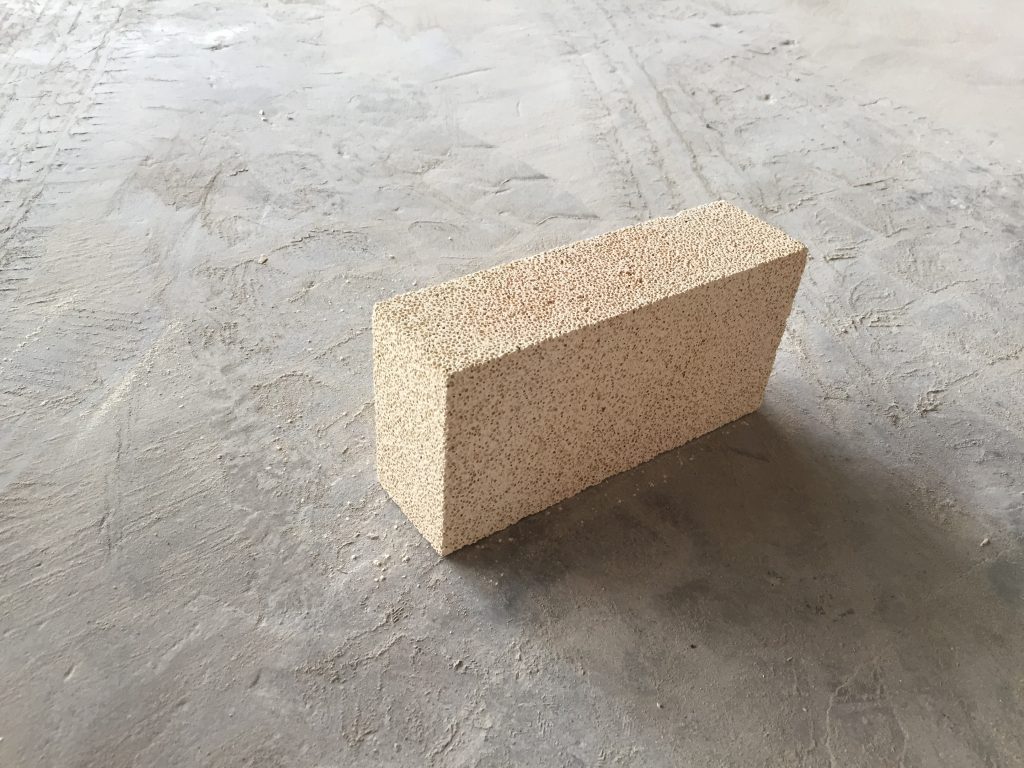 輕質(zhì)保溫磚系列之高鋁聚輕保溫磚-鄭州平順耐火材料有限公司 輕質(zhì)保溫磚_高鋁聚輕保溫磚