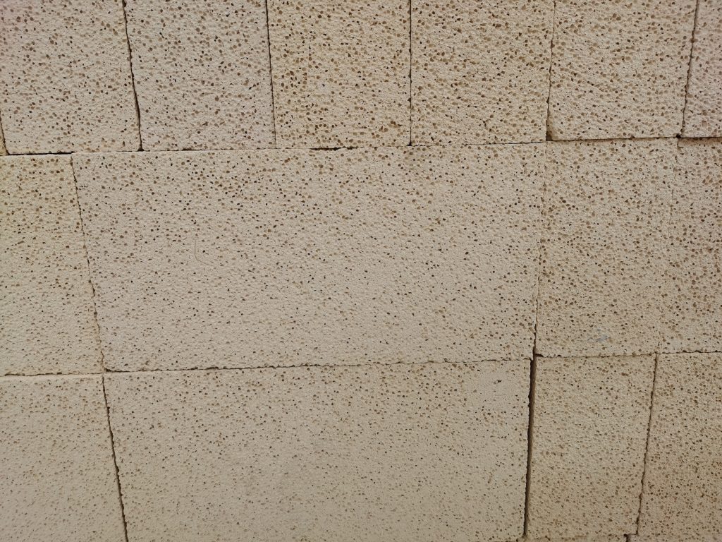 0.8 高鋁聚輕保溫磚T-3 保溫磚廠家_輕質(zhì)磚理化指標(biāo)_輕質(zhì)保溫磚價格